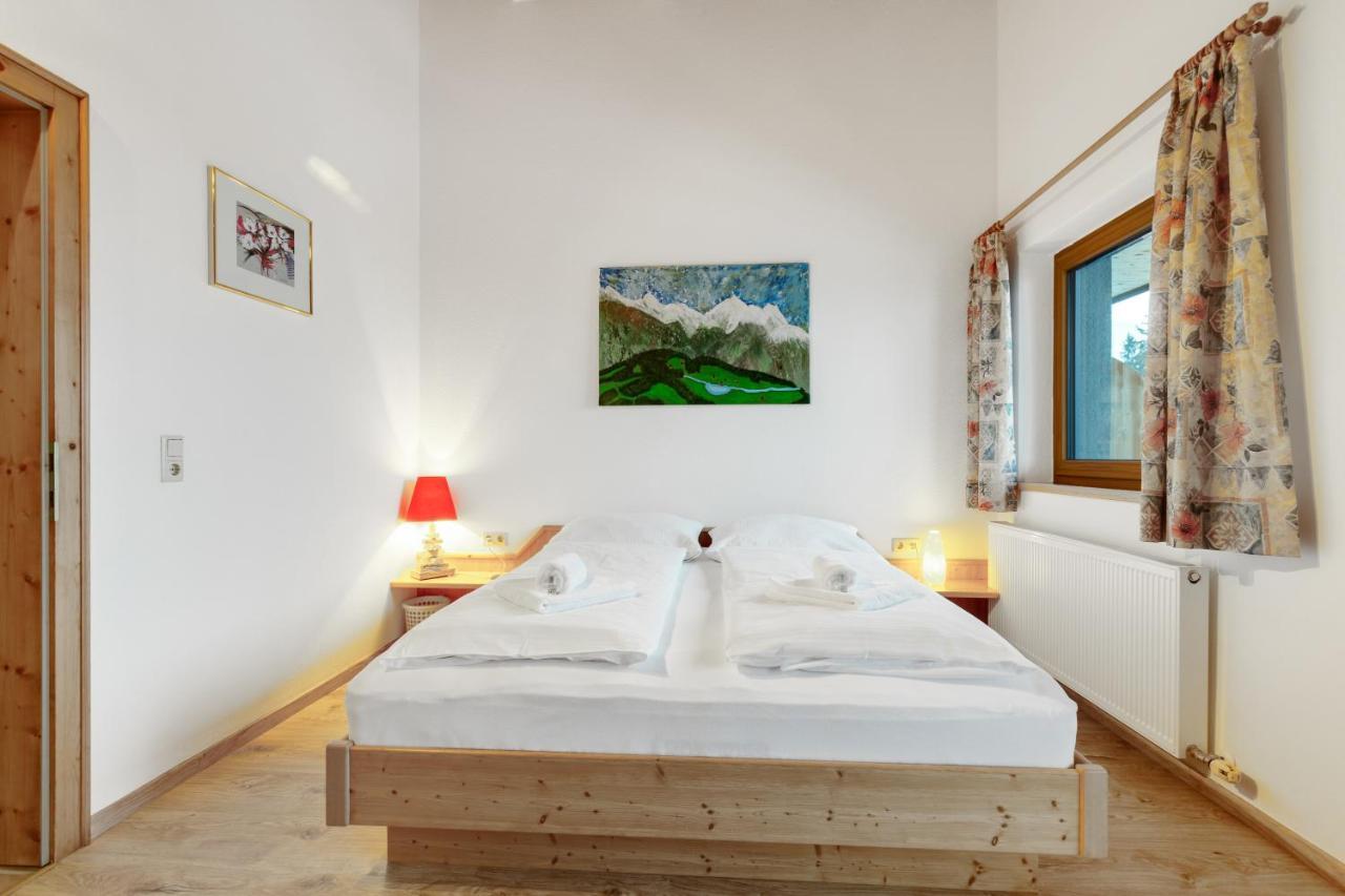 Ski In - Ski Out Panoramaferienhaus Breitmoos Neben Mittelstation ミッタージル エクステリア 写真