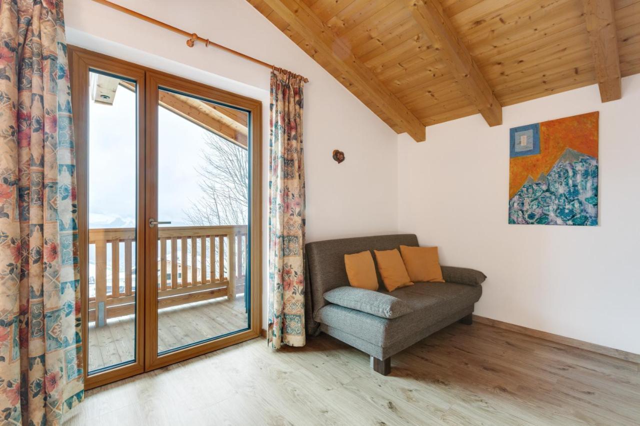Ski In - Ski Out Panoramaferienhaus Breitmoos Neben Mittelstation ミッタージル エクステリア 写真