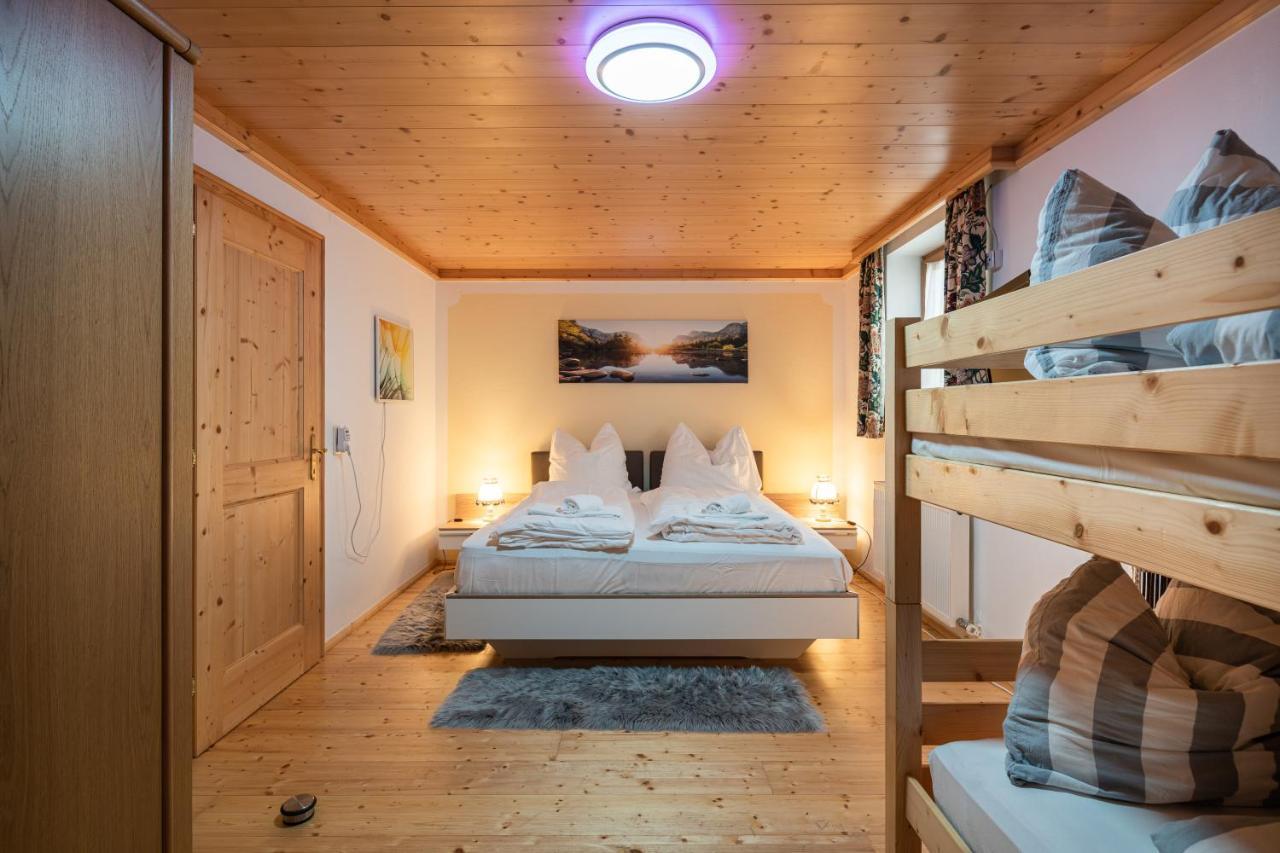 Ski In - Ski Out Panoramaferienhaus Breitmoos Neben Mittelstation ミッタージル エクステリア 写真
